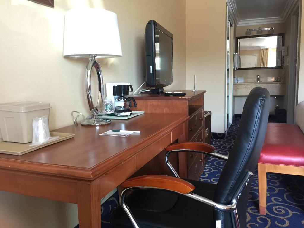 Quality Inn Long Beach - Signal Hill Εξωτερικό φωτογραφία